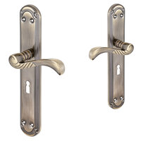 Aleppo Deurklink op schild - baardsleutel - antiek messing